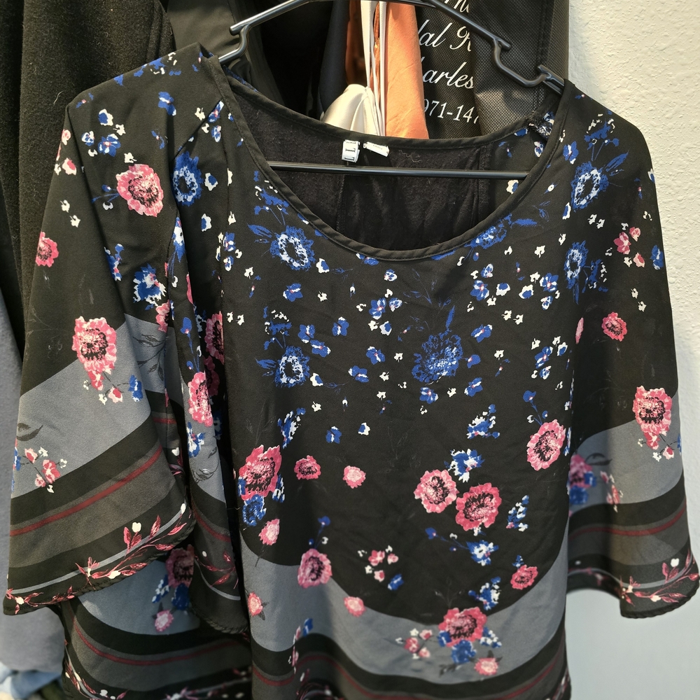 Elle Black and Blue Floral Blouse